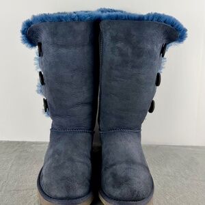 Ugg Bailey Boots - Three buttons, Size 7,  Navy,